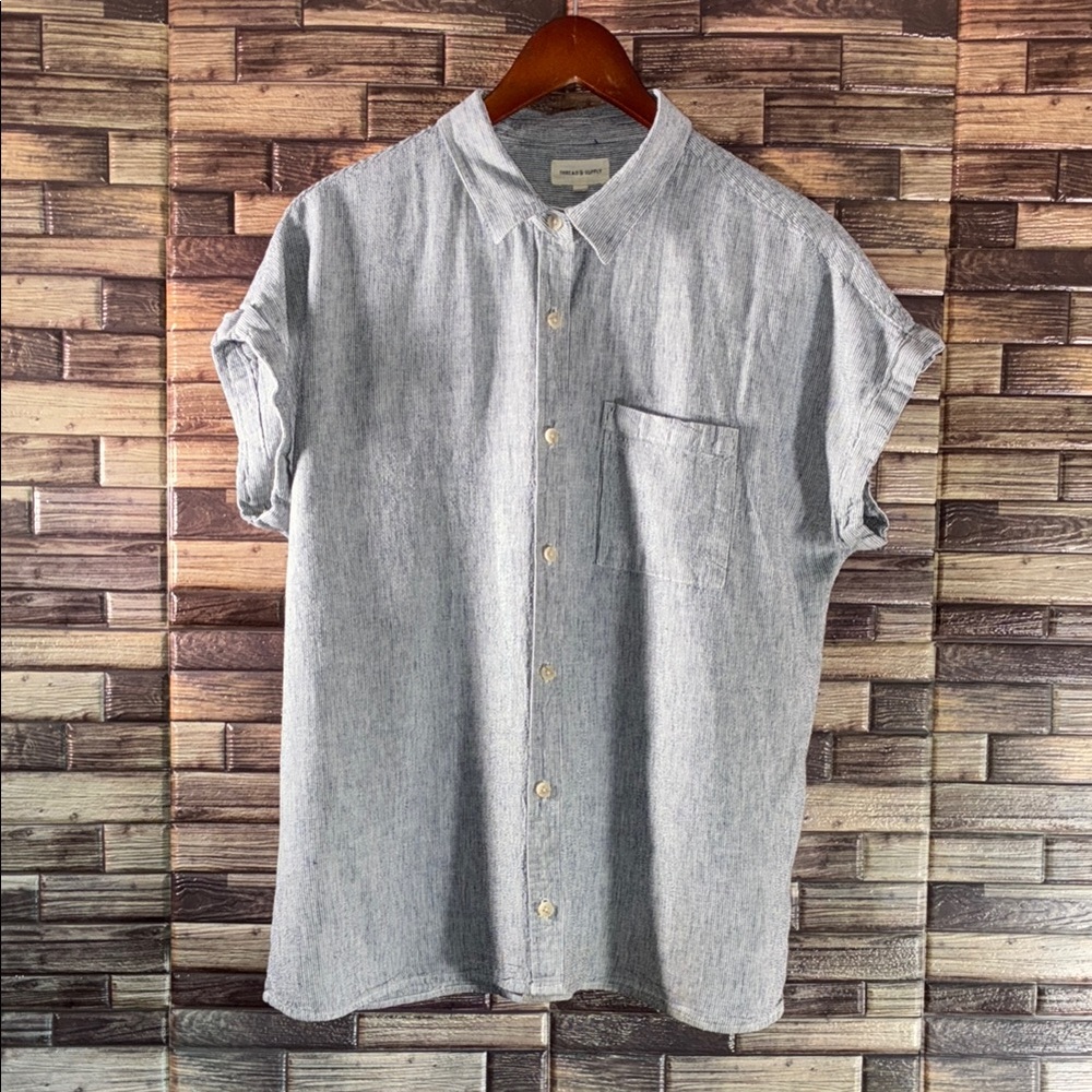 EUC Women’s Thread & Supply Gray Casual Button Down Linen Rayon Large  Shirt